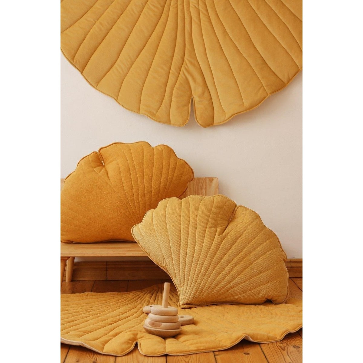“Honey” Velvet Ginkgo Leaf Pillow