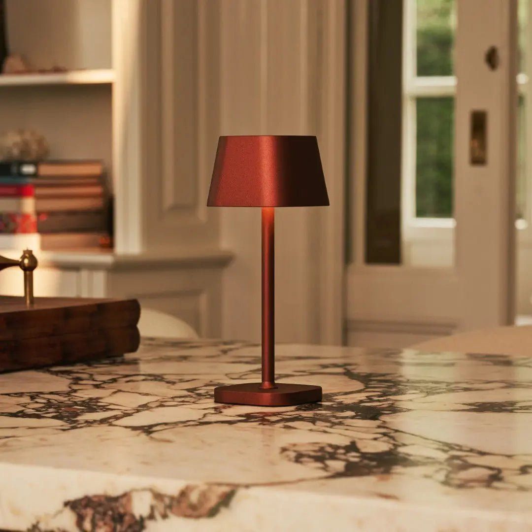 Ava Bronze uppladdningsbar bordslampa