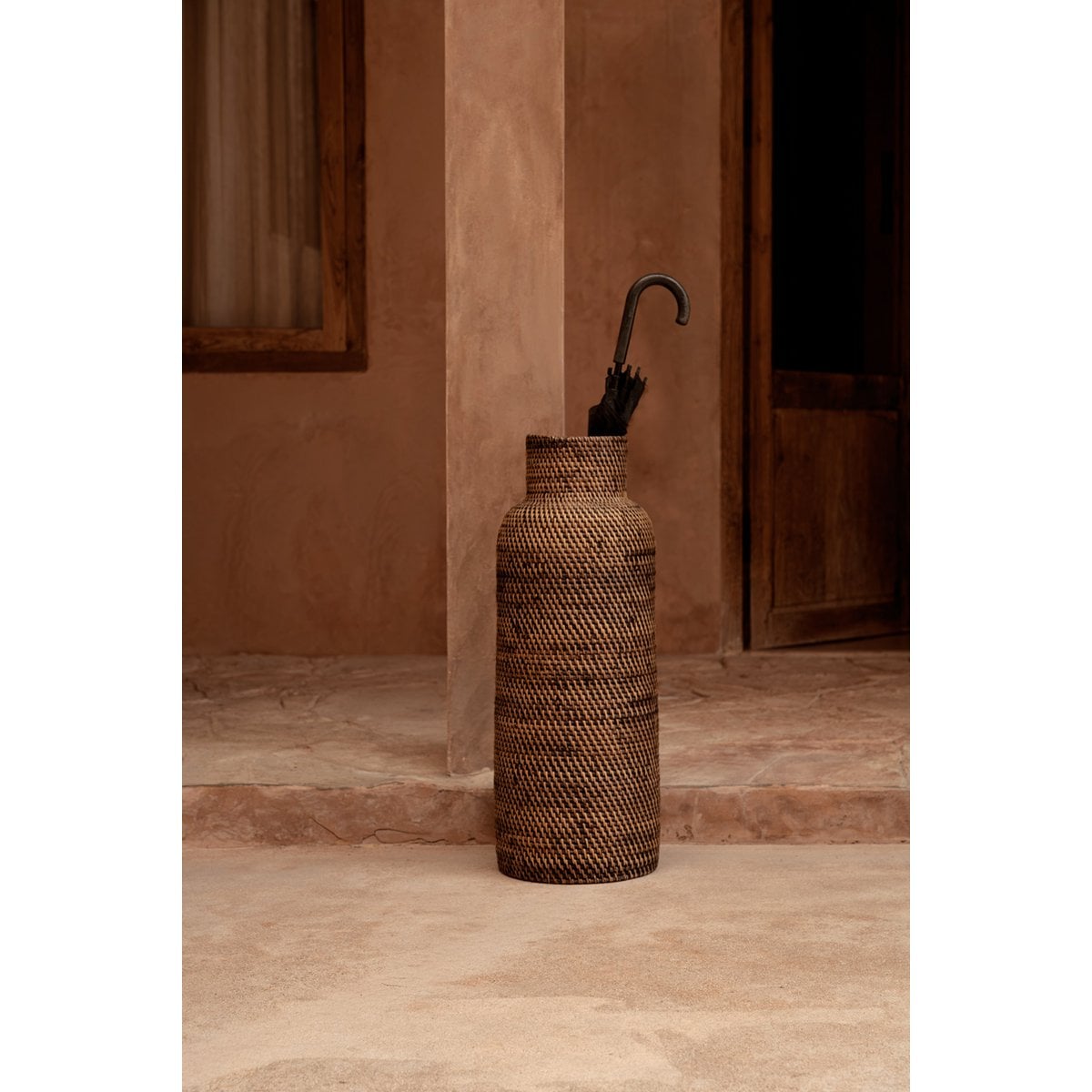 The Colonial Umbrella Basket - Natural Brown