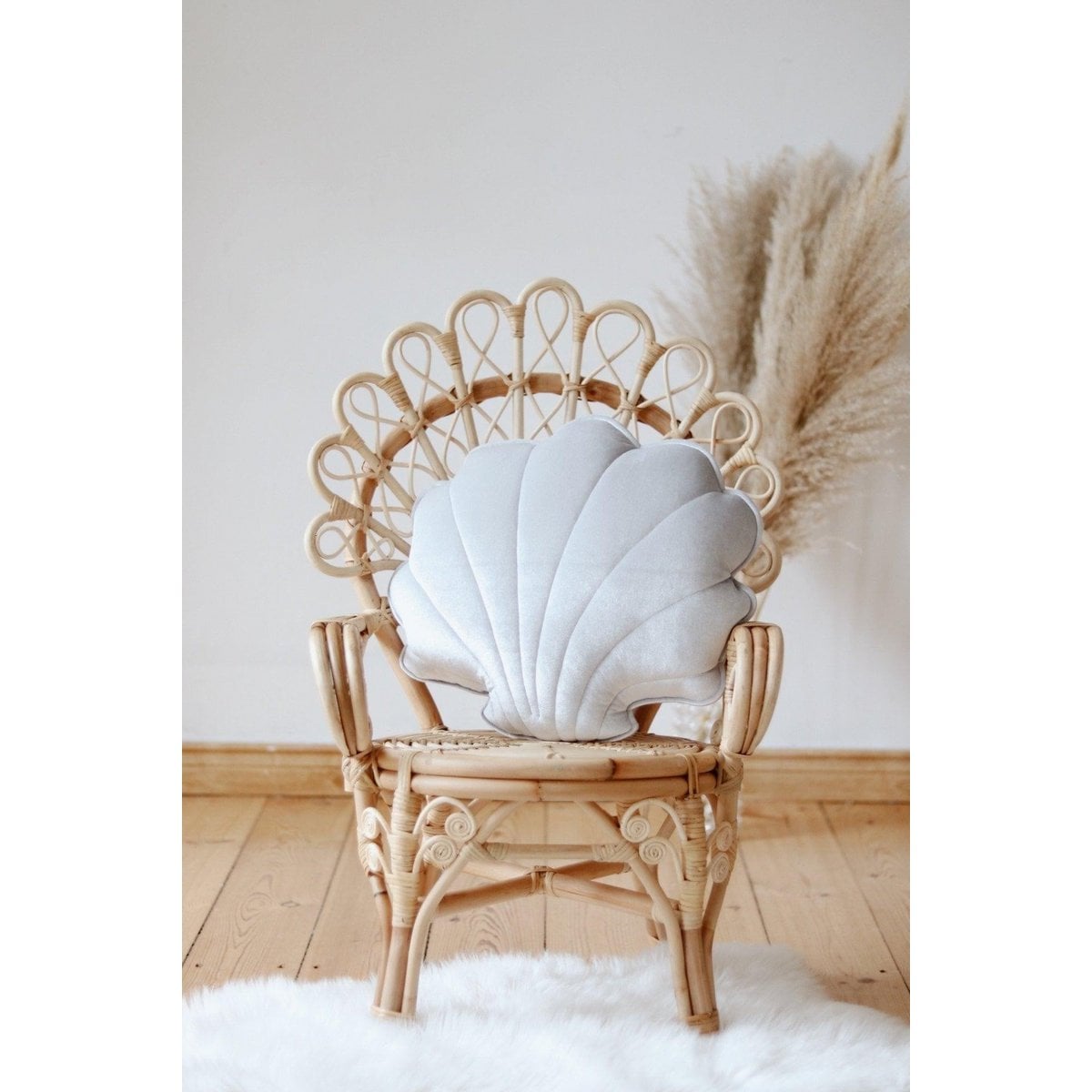 “White Pearl” Velvet Shell Pillow