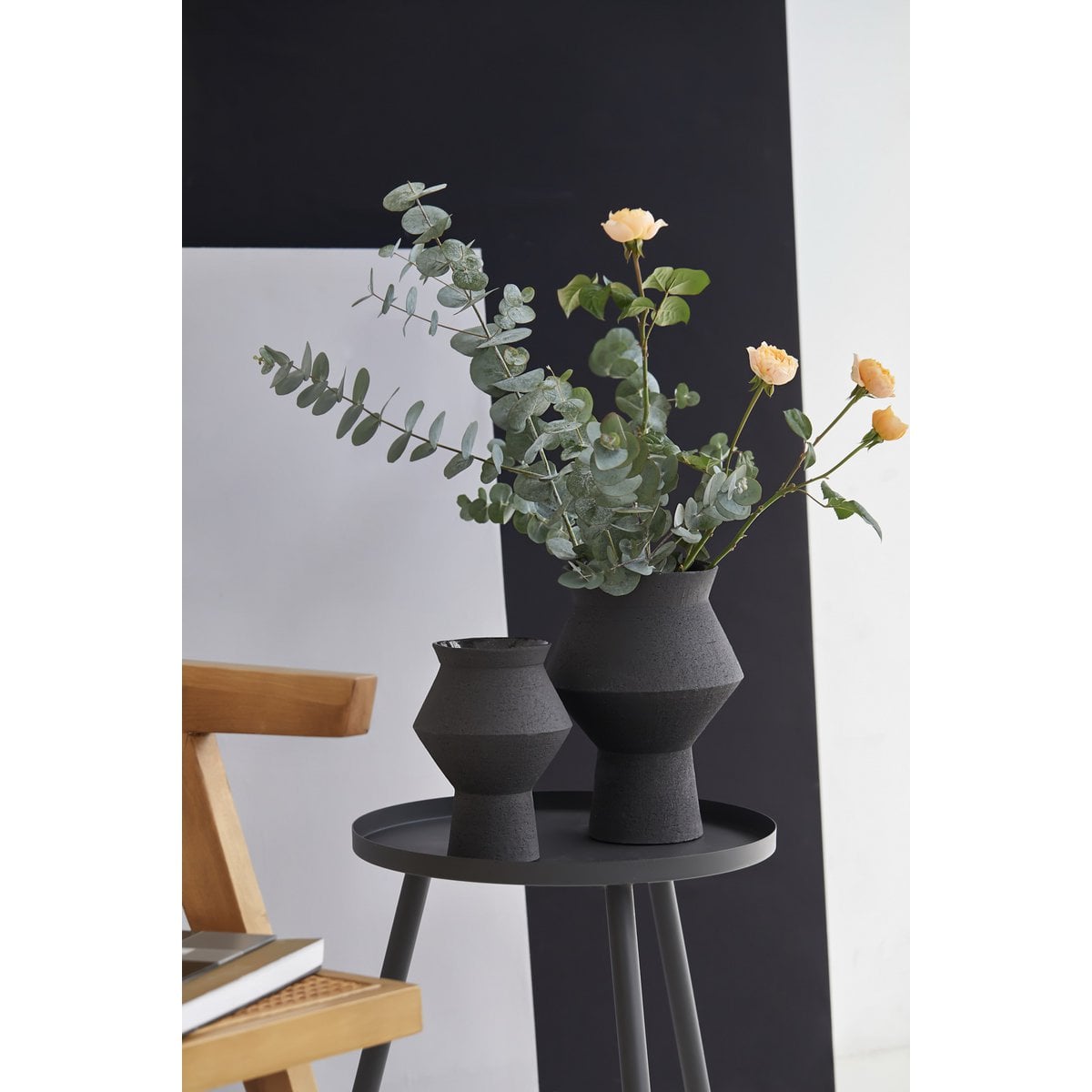 jaggy angular round vase in ceramic: CUZCO 27ZW