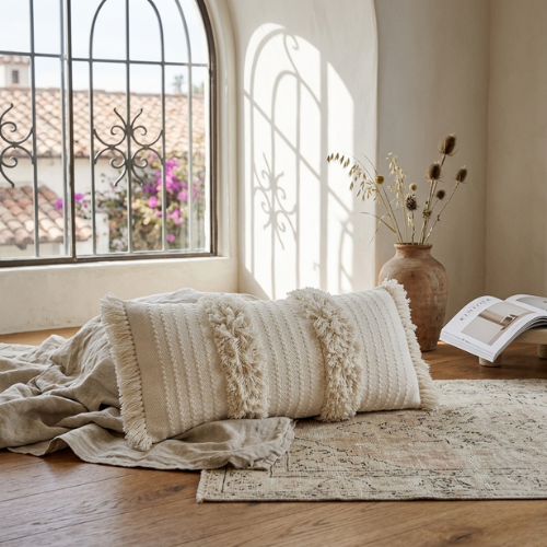 Krämfärgat Boho Fransigt Ländryggskuddfodral – Bomull – 35×75 cm – Urbane Hide