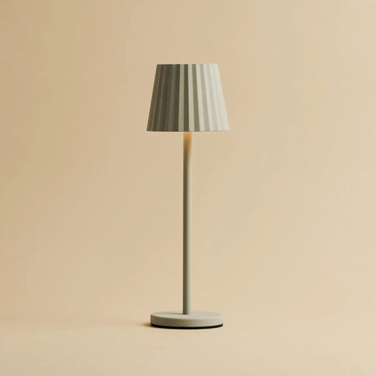 Maya Shadow Grey Ribbad bordslampa