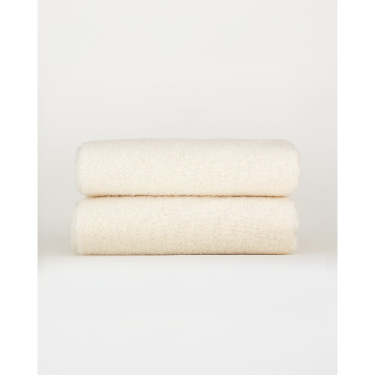 Wool bouclé throw blanket PARIS white