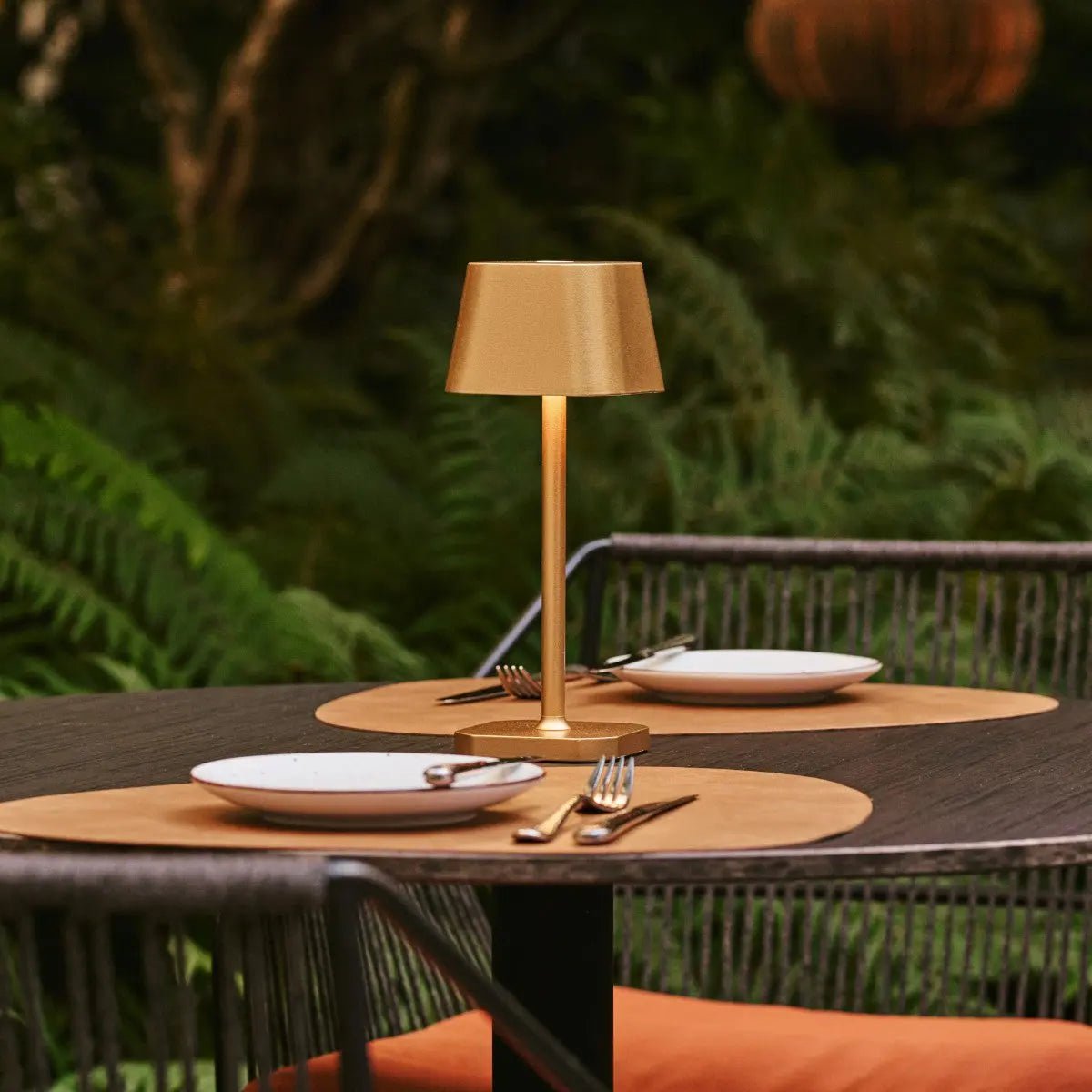Ava Gold Rechargeable Table Lamp