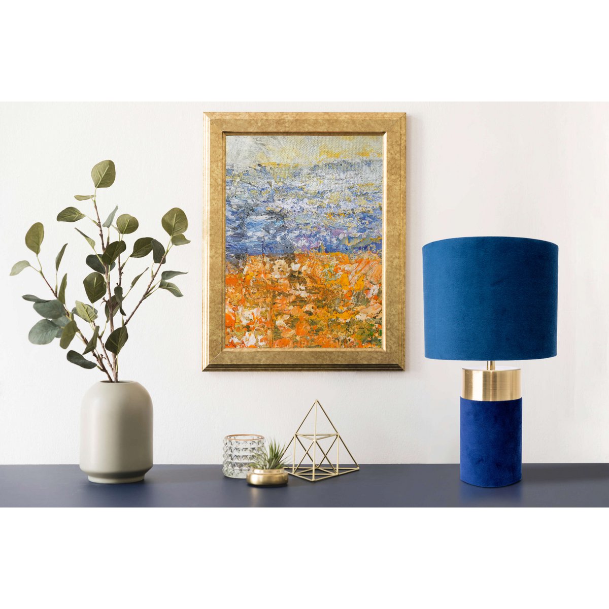 Tischleuchte "BORDO" 32cm hoch aus Metall und Velours in Gold und Blau, mit E14-Fassung, Lampe für Esszimmer, Wohnzimmer, Diele oder Büro
