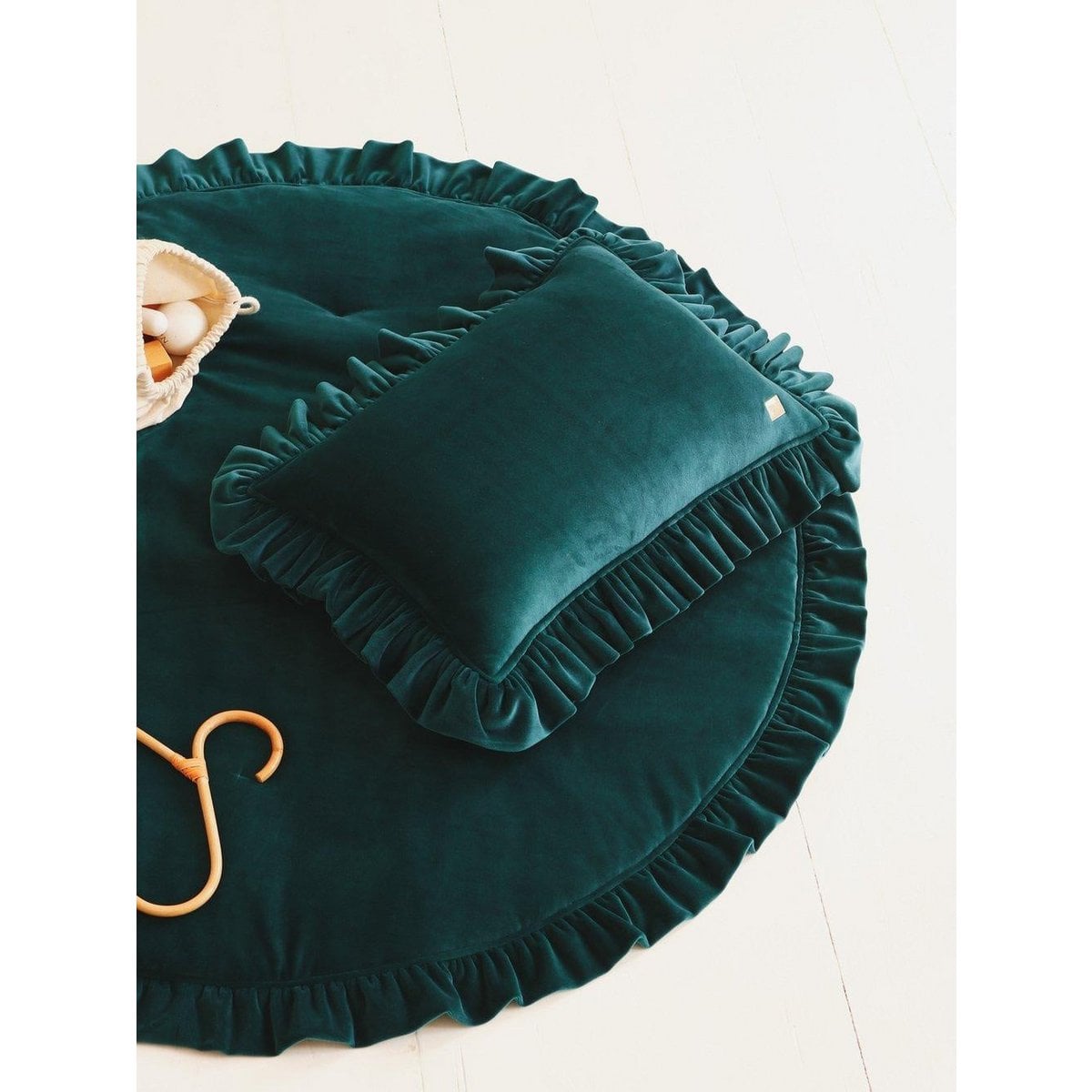 Soft Velvet Pillow with Frill “Emerald”