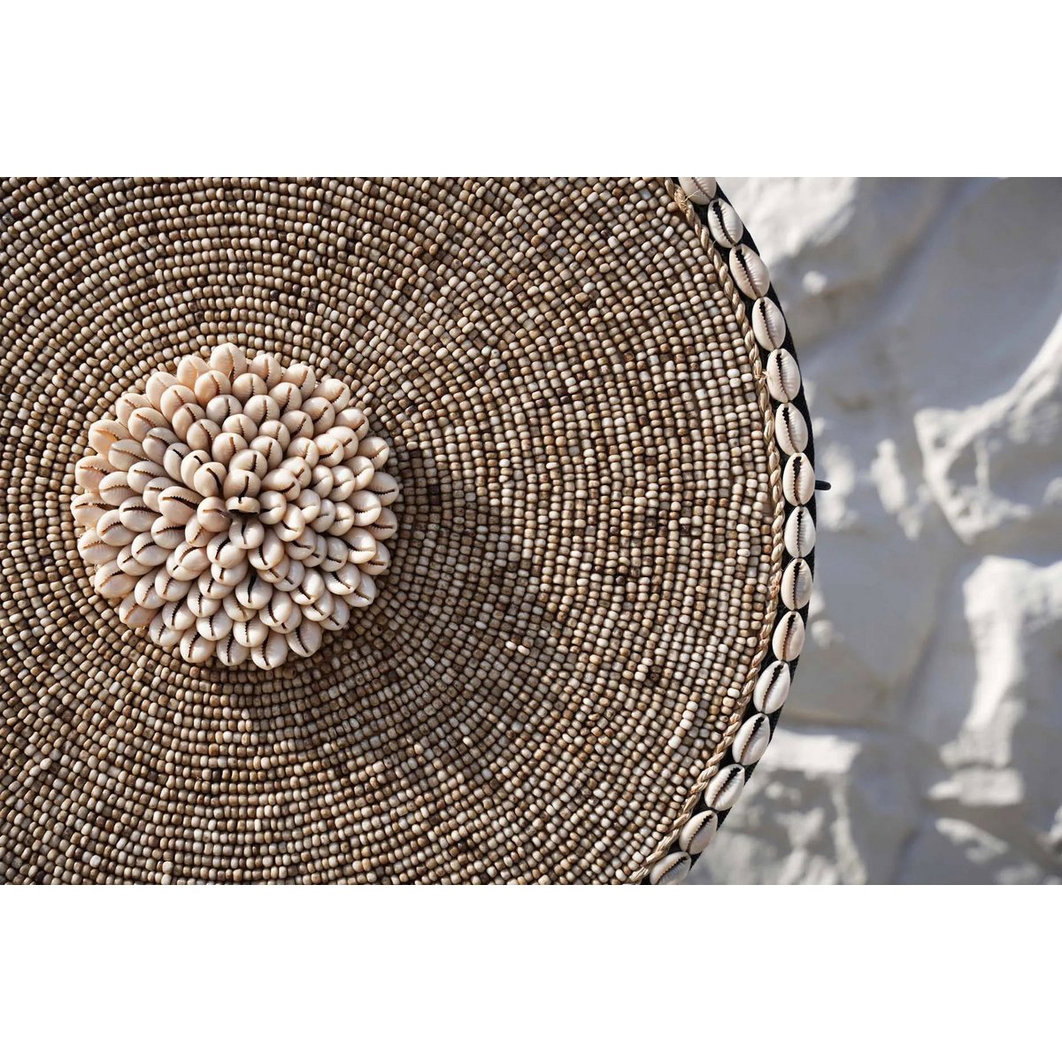 The Shell Guadeloupe on Stand - Natural White