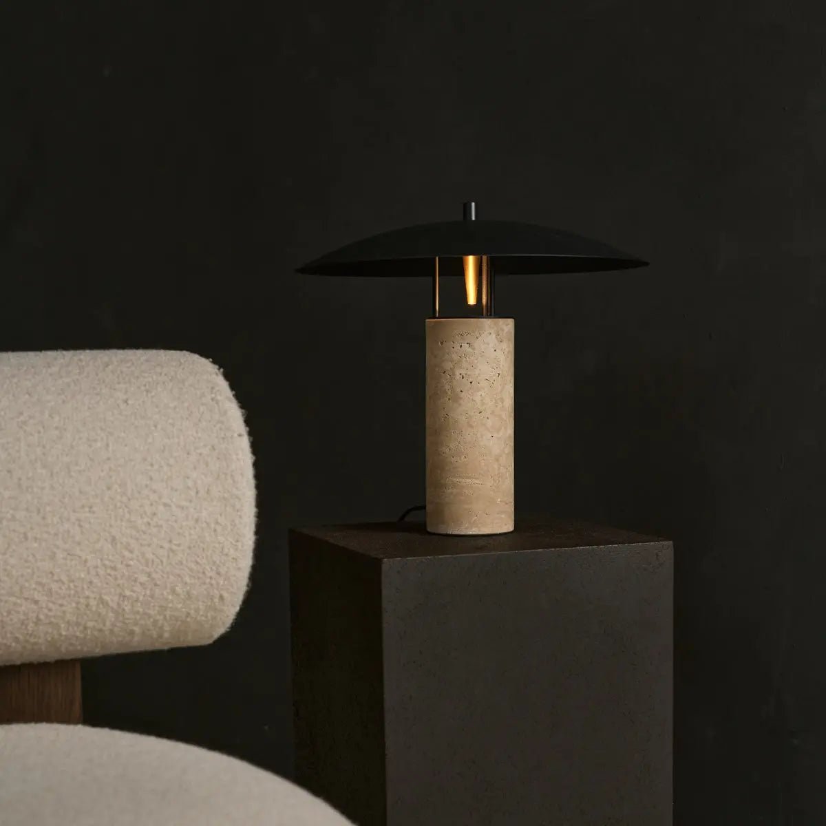 Nicolaas travertin-lampa