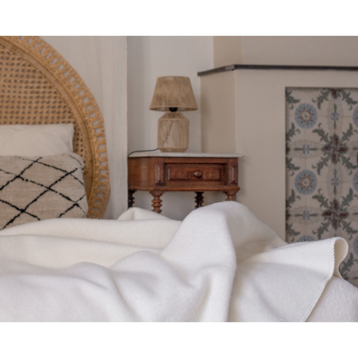 Woolen bed Blanket ICE BEAR