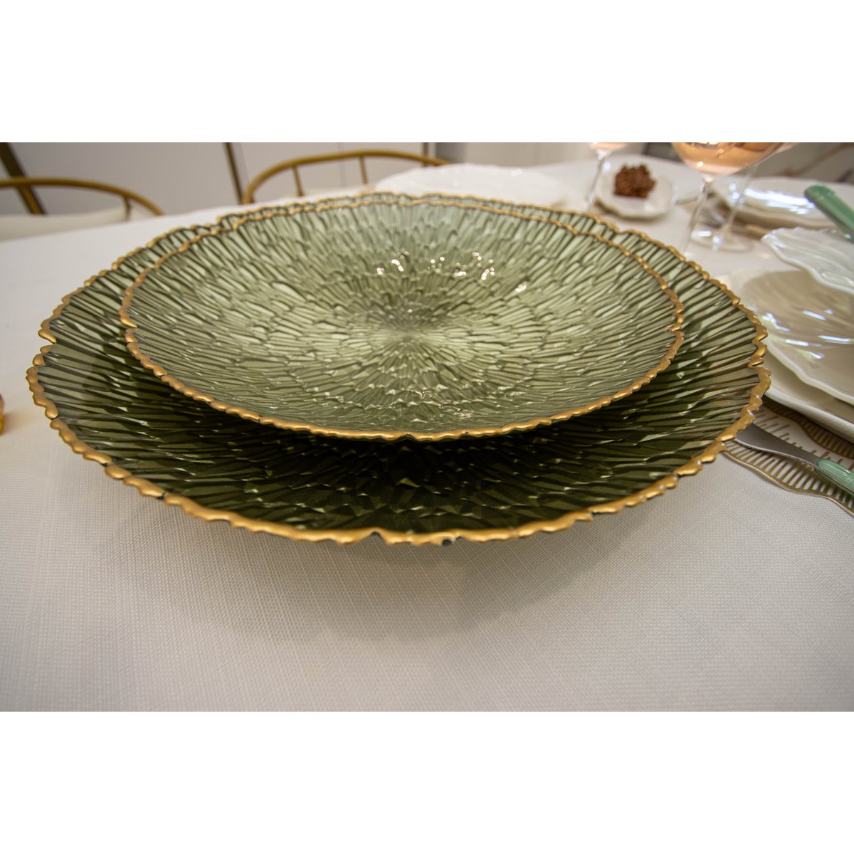 Green cut with golden edge 40.5cm