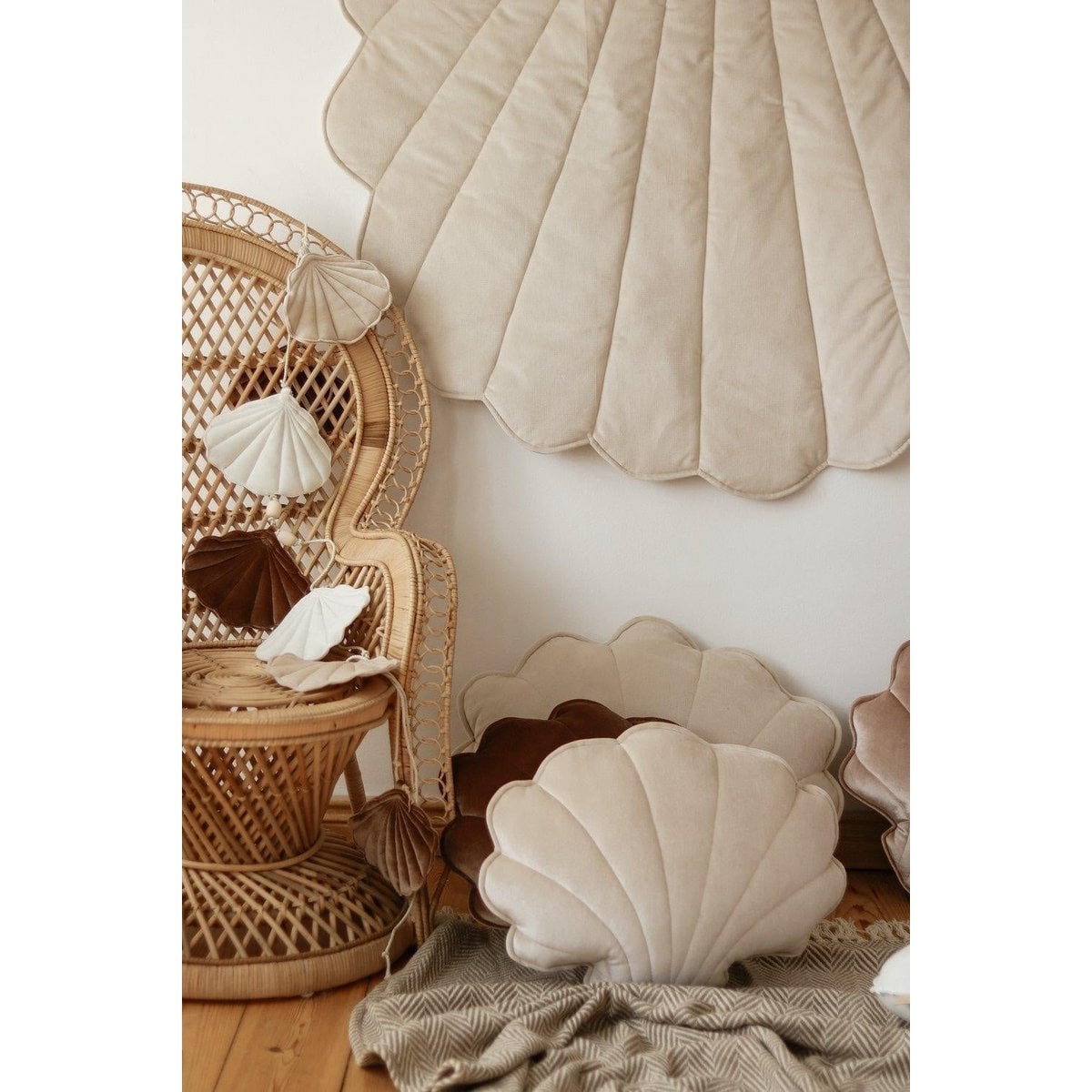 “Cream Pearl” Velvet Shell Pillow