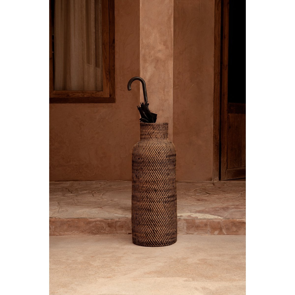 The Colonial Umbrella Basket - Natural Brown