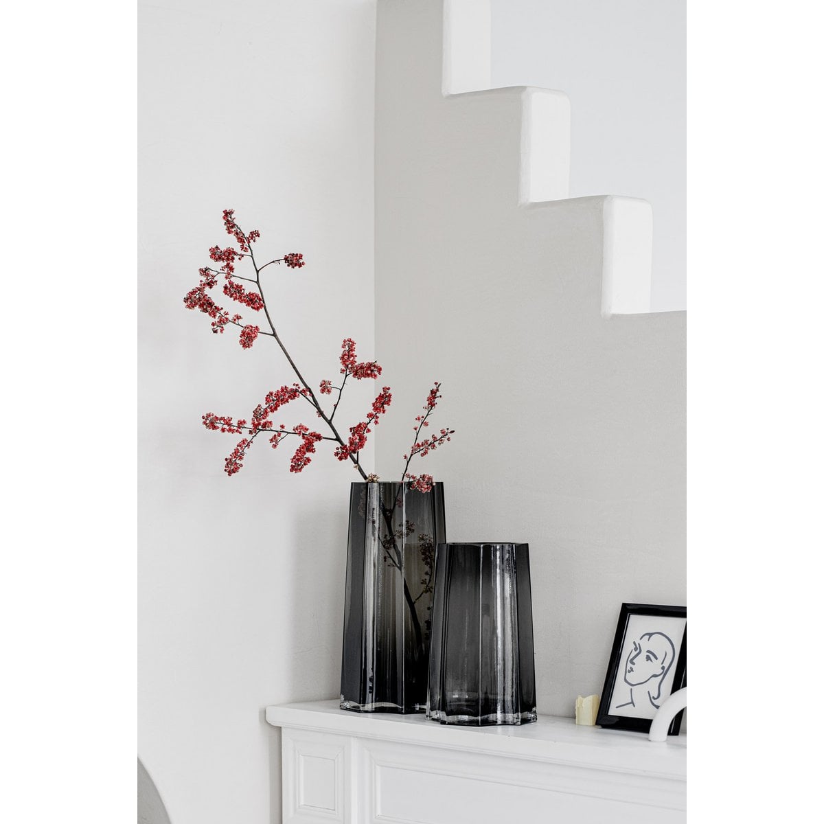 Modern-Classic Luxury tall vase, stylish Belgian design, LENOX 40 Gray