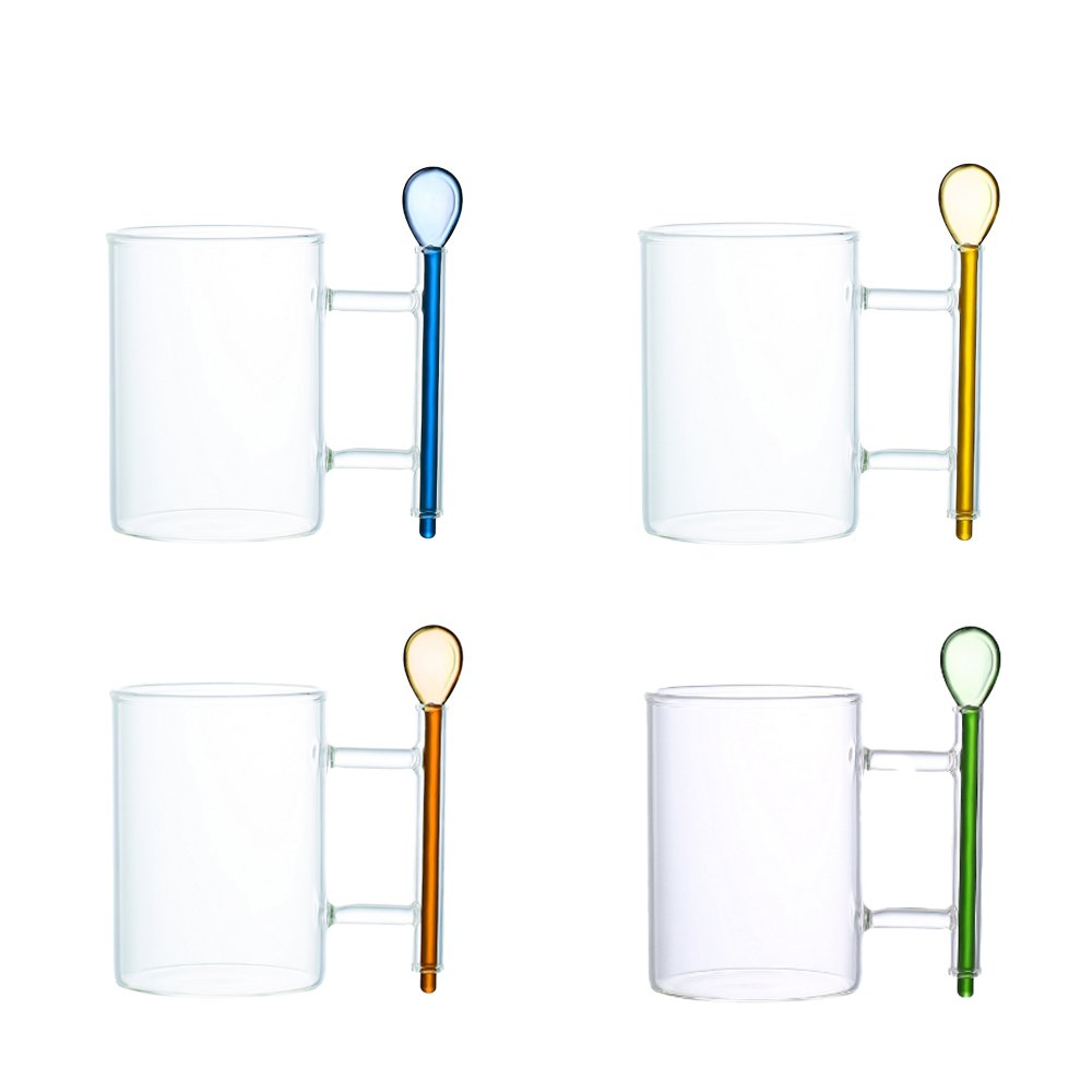 Tekoppar i glas med mångfärgade skedar - 4-pack