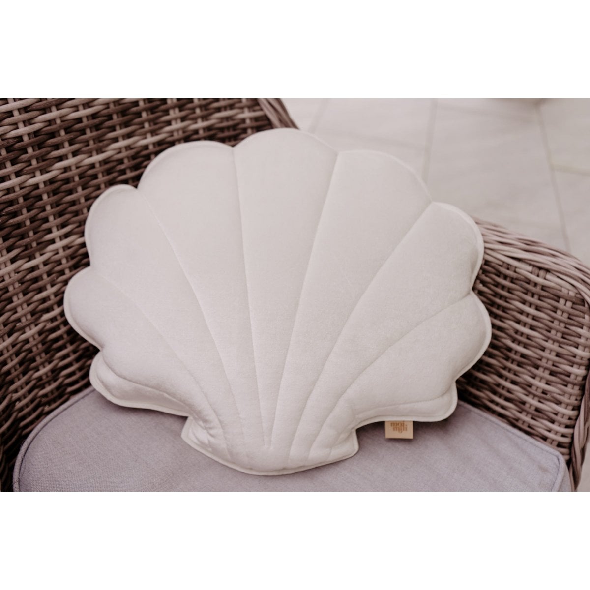 “White Pearl” Velvet Shell Pillow