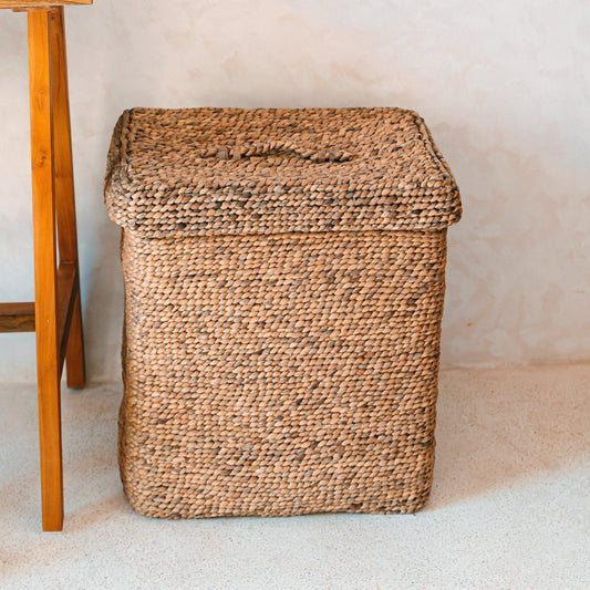 Large Laundry Basket with Lid – Decorative Woven Brown Basket – Rectangular Laundry Hamper – Boho Basket Handmade from Water Hyacinth SEMERU
